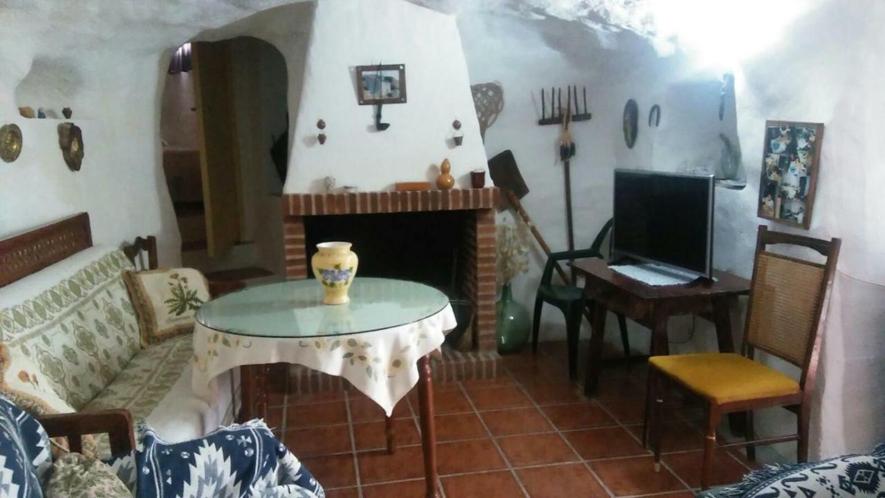 Cueva Rural La Noguera Vendégház Pegalajar Kültér fotó