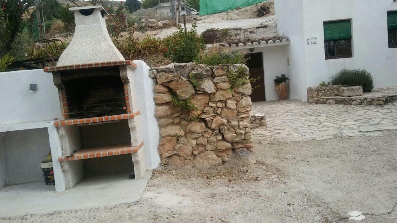 Cueva Rural La Noguera Vendégház Pegalajar Kültér fotó